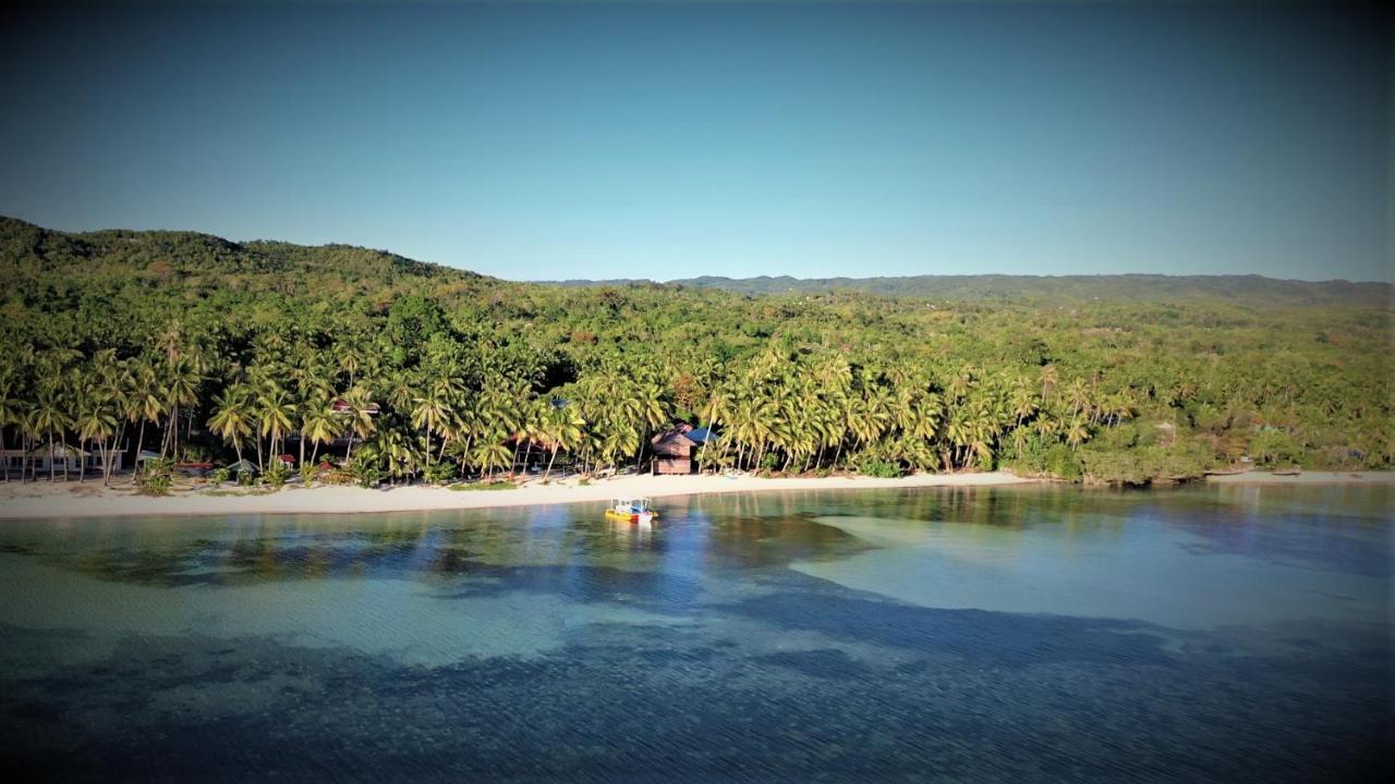 Apo Diver Beach Resort Сан Хуан Екстериор снимка